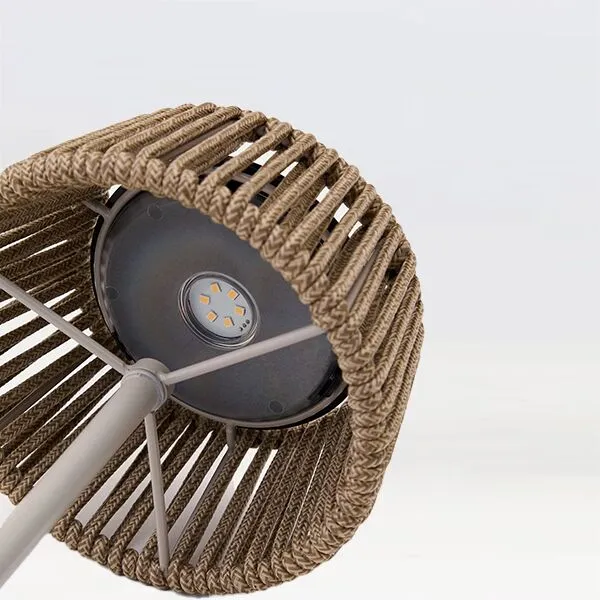 Iria solar table lamp - Image 2