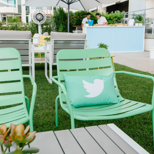 Copy of Copy of Carolina Faruolo - WONDERLAND-TWITTER-CANNES-FANATIC-CAROLINA-FARUOLO-20190617080021